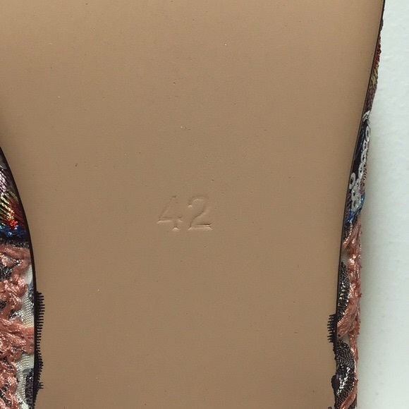 INDIAN WEDDING SHOES - Picture 7 of 8